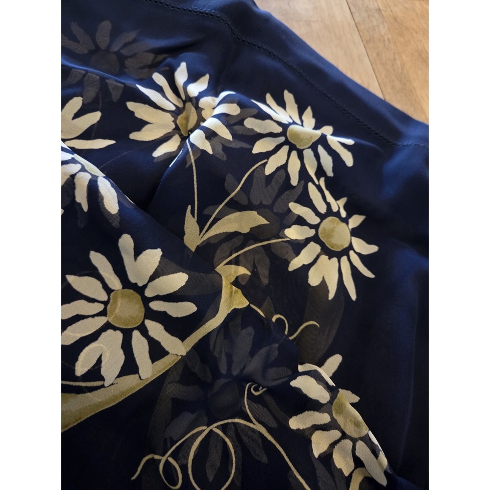 NIB Coach floral scarf - Picture 5 of 6